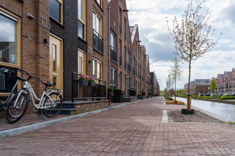 Straat aangelegd door Haarsma Infra bij de Nieuwe Veiling